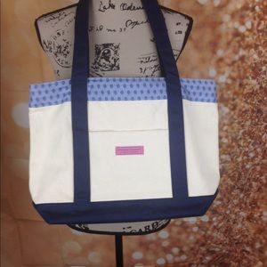 Vineyard Vines Martha's Vineyard Canvas Zip Tote
